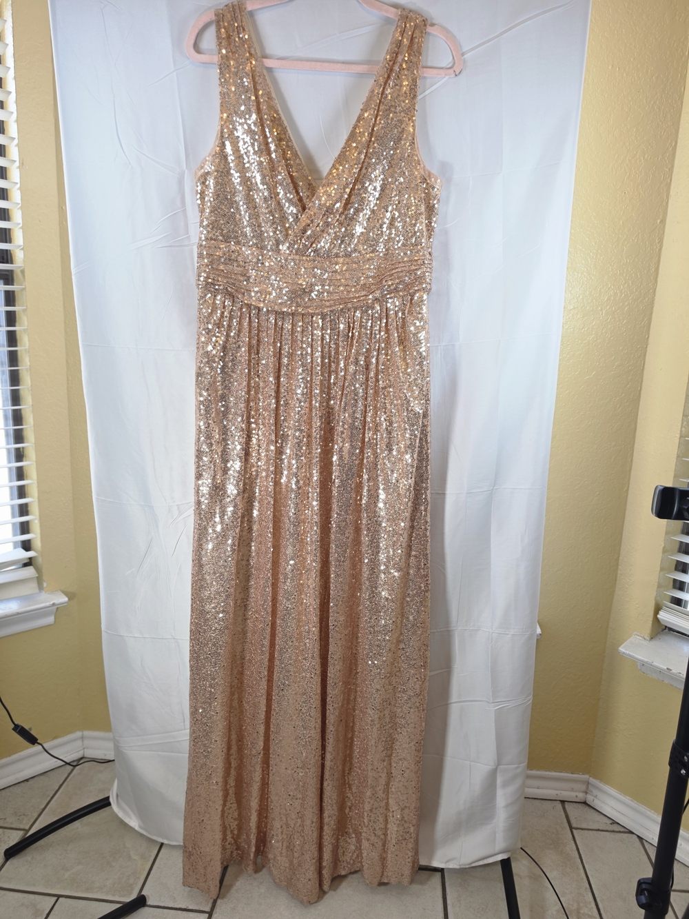 Size L Rose Gold Sequin Maxi Dress V-Neck Sleeveless Formal Gown